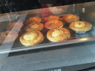 7、蔓越莓蛋挞,观察火候