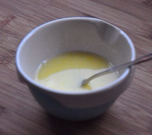 7、小山卷,将C料混合加热并搅拌