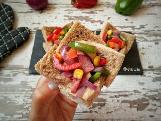 15、时蔬吐司盏――美味健康餐,成品。