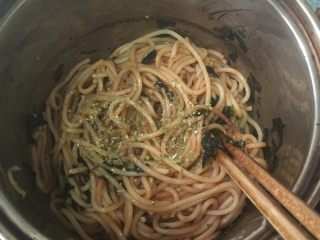 5、简单的意面????,撒披萨草