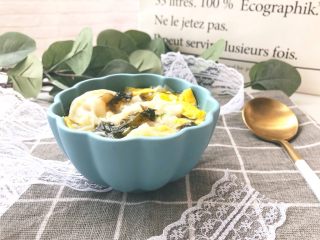 9、蛋皮馄饨汤,简单快手的蛋皮馄饨汤搞定