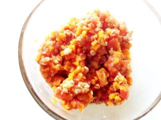 11、宝宝营养餐(1岁+)-番茄蔬菜肉酱蝴蝶面 ,直至酱汁变浓稠即可关火盛出备用