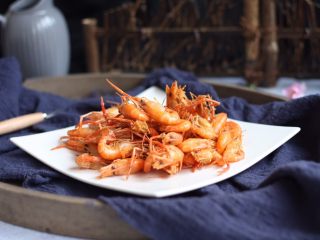 13、炸小河虾,成品图。