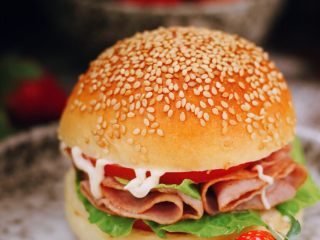 14、培根汉堡,来一个哦！