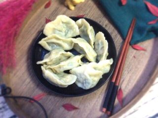 13、韭菜鸡蛋饺子,好香哦，开饭了