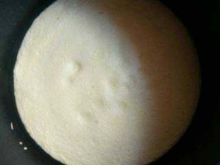 10、电饭锅蛋糕,跳键时先焖一焖不要着急打开-