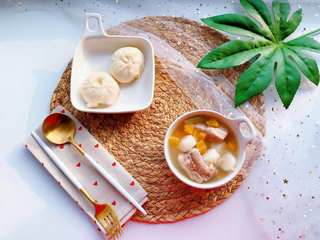 11、【宝宝辅食】胡萝卜山药排骨汤,营养搭配：胡萝卜山药排骨汤+青椒猪肉小包子