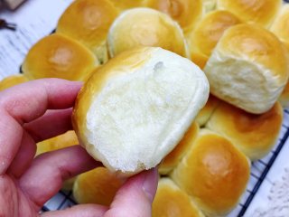 12、酸奶小餐包,馋人不?