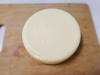 11、芝士烤牛奶,倒扣非常容易脱模。