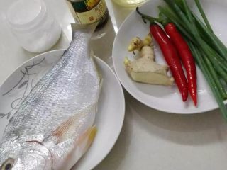 1、清蒸鱼,开始了