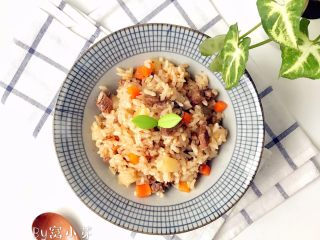 10、宝宝辅食:有饭、有菜、有肉,啥都有的土豆牛肉焖饭!18M+,盛出