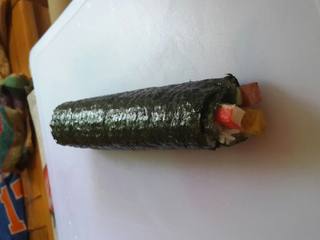 5、紫菜卷寿司,5利用席子卷起来！