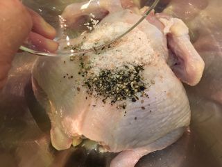 10、柠香迷迭鸡,加粗海盐