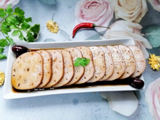 16、糯米藕,拍上成品图，一道香甜软糯的糯米藕就完成了。