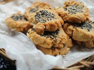 12、中式点心杏仁酥,好吃