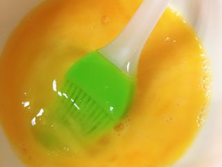 22、盐面包,准备全蛋液