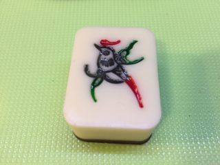 59、有内涵的麻将牌,如果时间允许，等其他颜色面糊晾干以后再填浅灰色，效果更佳