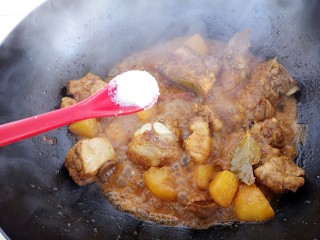 19、妈妈的味道～排骨炖土豆,再加一勺盐