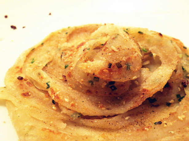 手撕芝麻葱油饼