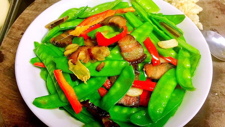 小清新烟火气荷兰豆清炒酱油肉