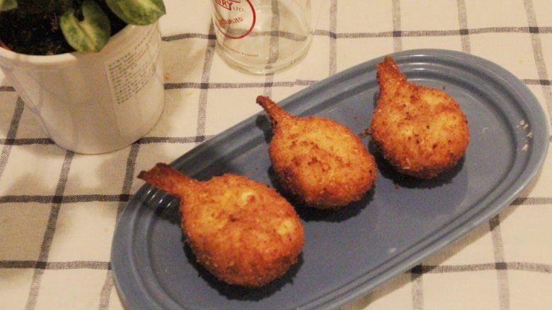 炸虾马铃薯混血可乐饼