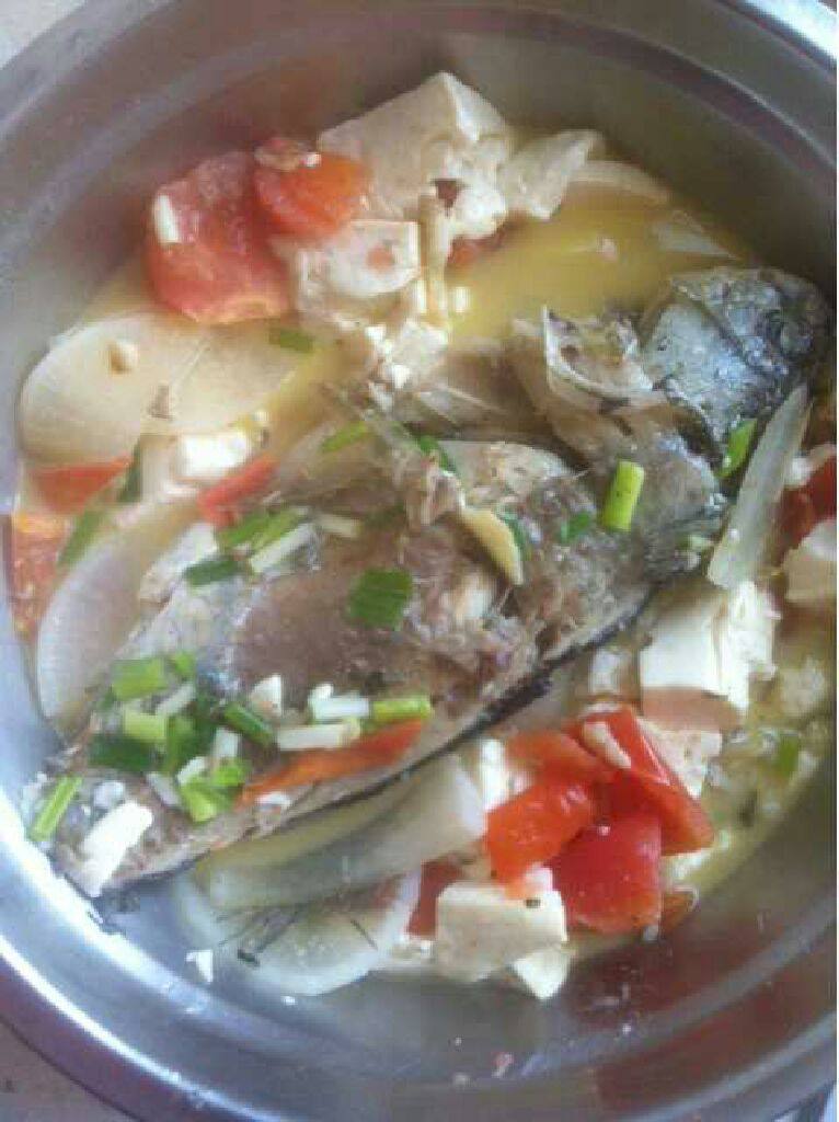 下奶的鲫鱼汤