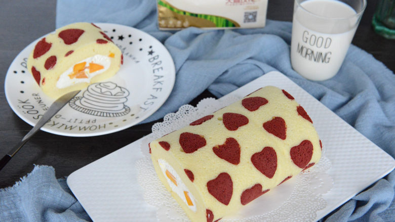 形彩绘芒果蛋糕卷