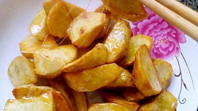 地方菜拔丝地瓜