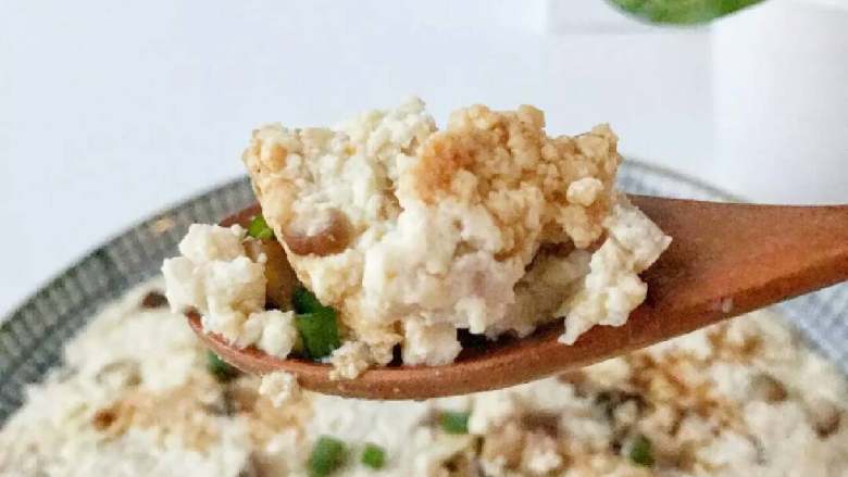 宝宝辅食虾皮粉蒸豆腐饼