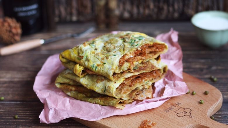 美味早餐妈妈味道的绿豆煎饼果子