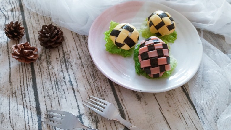 儿童餐创意格子饭团