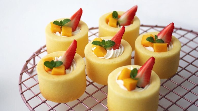 堡尔美克奶油水果杯小嶋老师海绵蛋糕