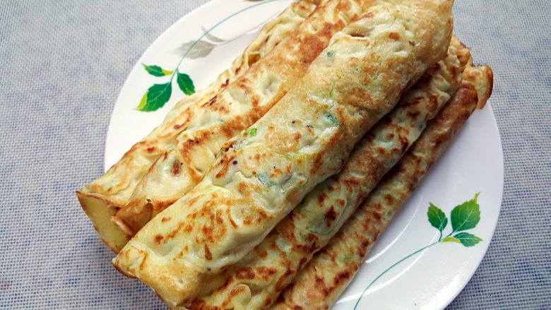 五分钟快手早餐葱花鸡蛋饼