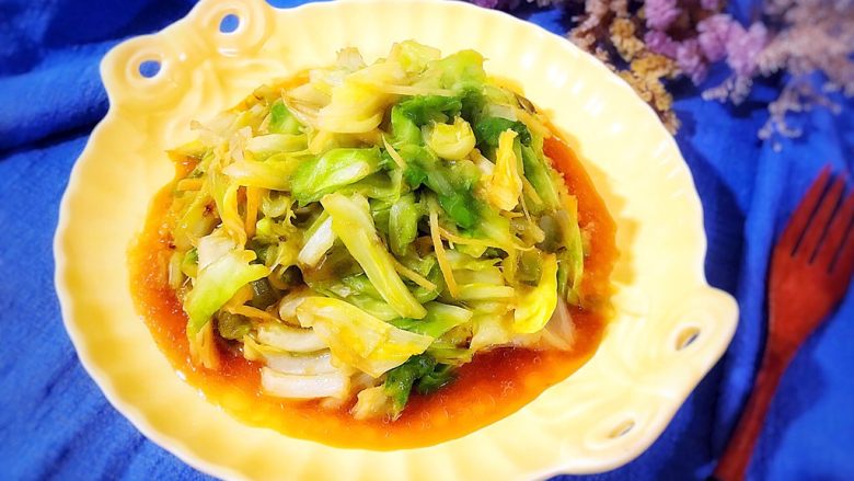 贫价富贵菜蚝油姜丝牛心菜