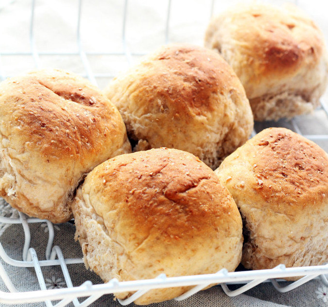 全麦豆沙小餐包