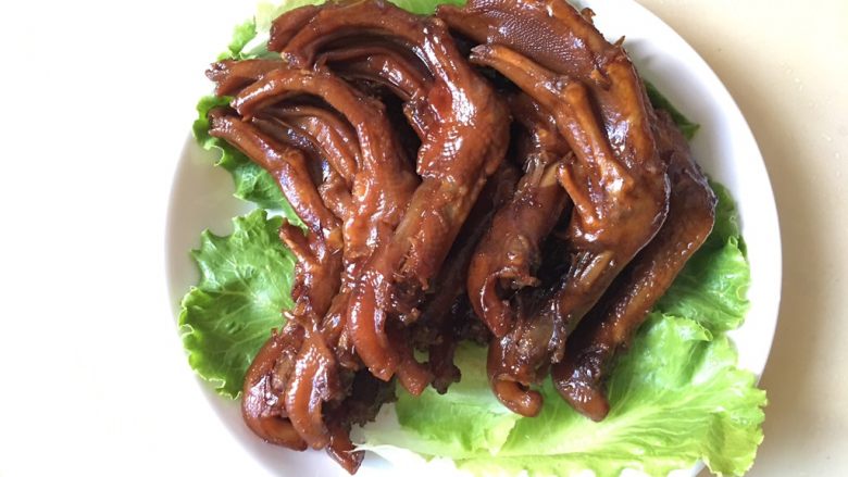 绝味鸭爪卤鸭爪