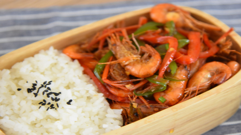 油爆虾—火爆杭州的老头儿油爆虾自己在家也能做