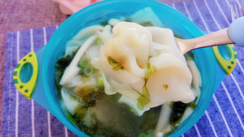 白菜猪肉小馄饨内附馄饨四种详细包法