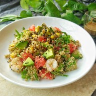 鲜虾牛油果黎麦沙拉