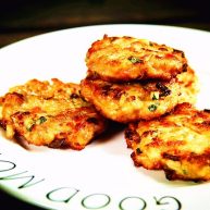 减脂增肌餐杂蔬鸡胸肉饼