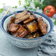 做妈妈的拿手菜鳗鱼干烧肉