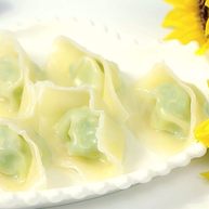 宝宝虾肉大馄饨宝宝辅食青菜馄饨皮