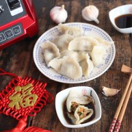 家常水饺香菇胡萝卜韭菜猪肉馅