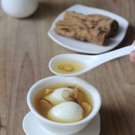当归鸡蛋红糖水