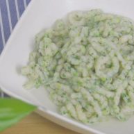 幼儿Q弹虾面宝宝辅食西兰花芥兰