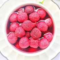 酸甜爽口的冰镇杨梅