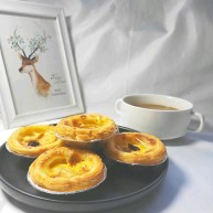 欧式风情下午茶加了苹果的蛋挞