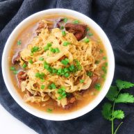 东北酸菜炖排骨