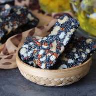 核桃花生芝麻糖