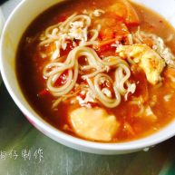 西红柿鸡蛋炝汤面